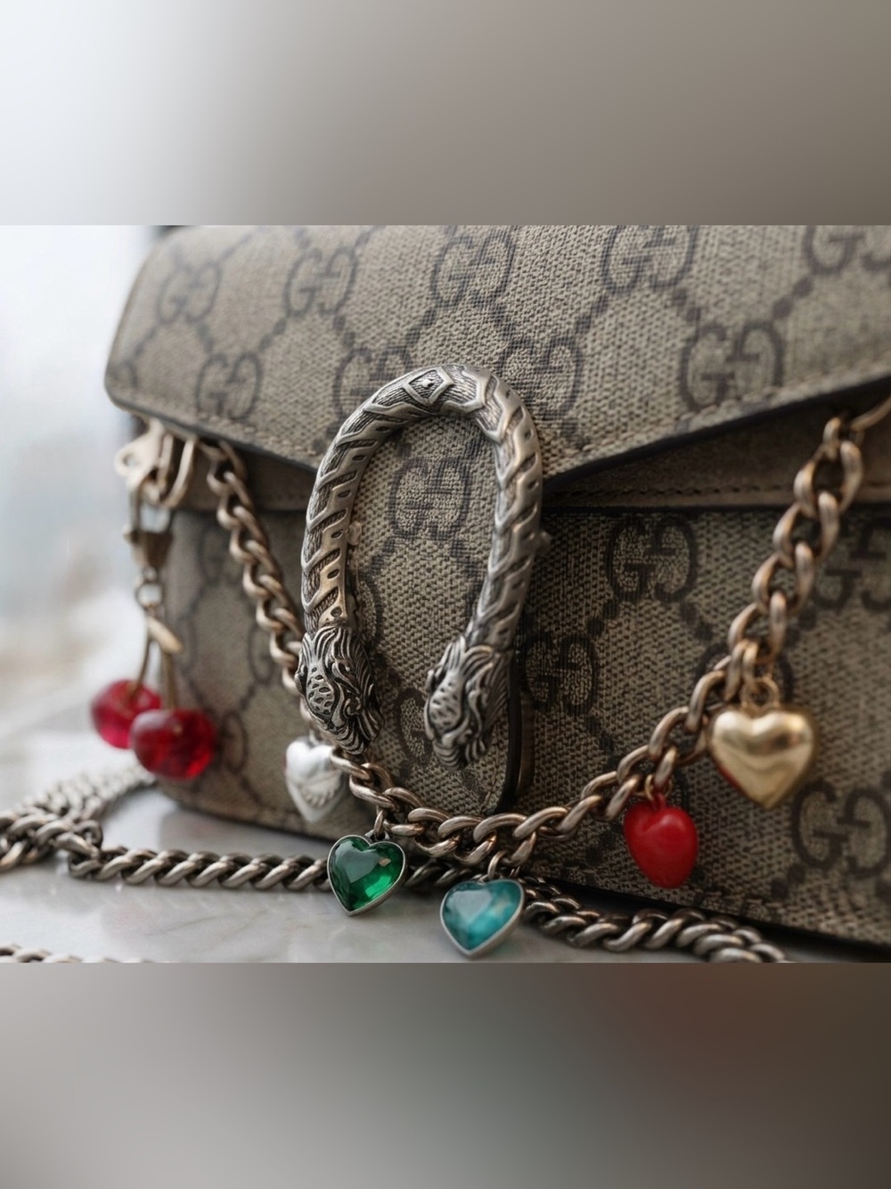 Authentic Gucci Dionysus Super Mini GG Supreme Canvas Bag - Picture 4 of 11
